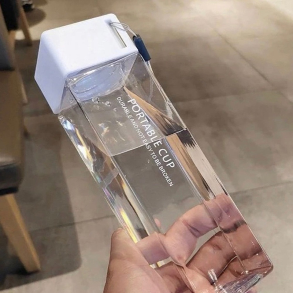 Stylish and Glass Water Bottle !